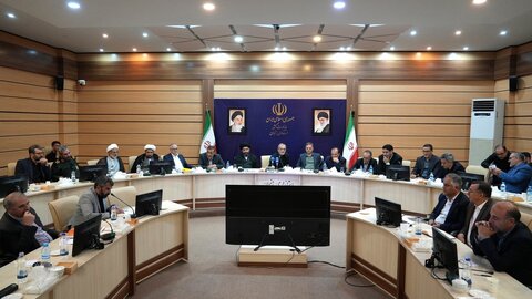 واکنش جالب پزشکیان به تعرف و تمجید معاونش: جعفر ول کن حرفت رو ادامه بده! +ویدیو