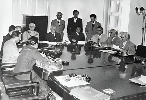 وقتی کمونیست‌ها بانکدار شدند؛ داستان خواندنی تاسیس 2 بانک ایرانی!