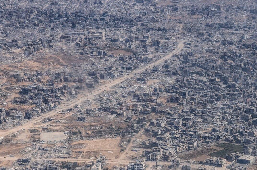 اسرائیل ۱۰۰ هزار تُن مواد منفجره بر سر غزه فرو ریخت