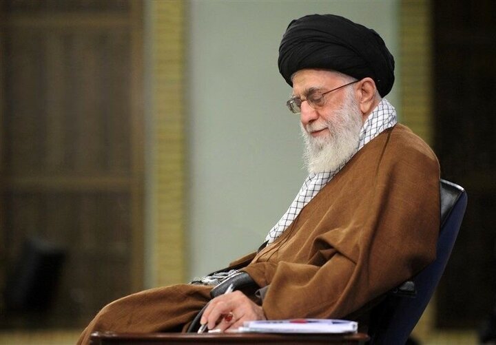 علی لاریجانی از رهبر انقلاب حکم گرفت/ شمخانی و احمدیان هم پست جدید گرفتند