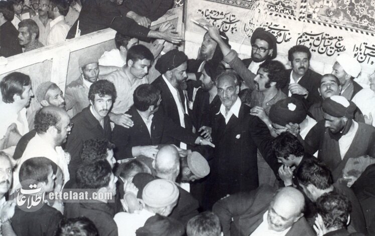 ایران عزادار آیتالله میلانی شد و مشهد سیاهپوش! +عکس