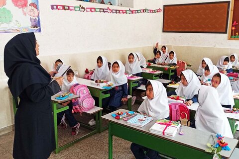 هزینه‌های اضافی آموزش و پرورش سبد خانوار را کوچک‌تر می‌کند