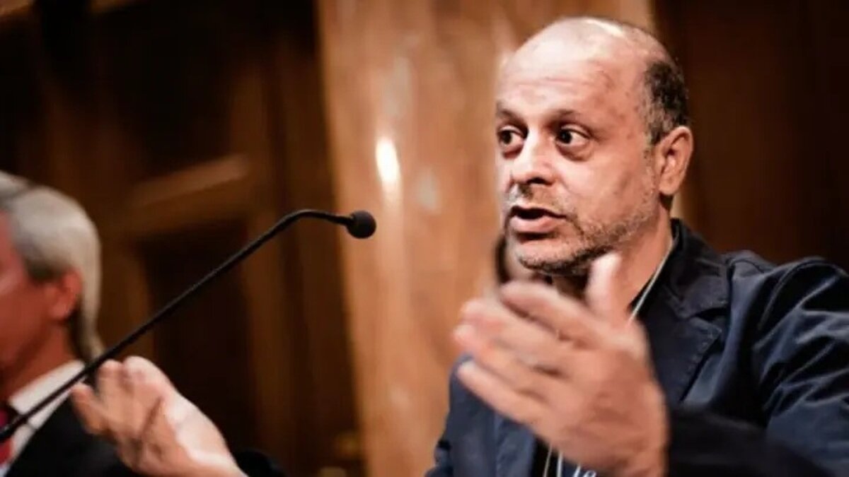 عصبانیت اکبر گنجی از نتانیاهو: بزرگترین تروریست جهان کتاب مرا معرفی کرد، خاک بر سرم!