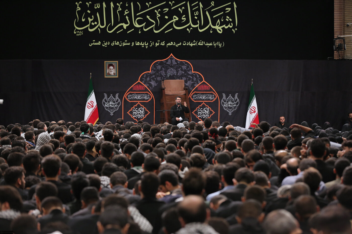 برگزاری مراسم عزاداری دانشجویان در حسینیه امام خمینی(ره) +تصاویر