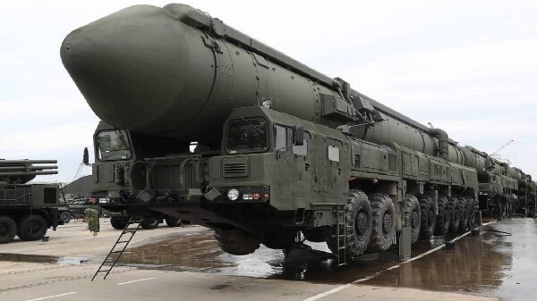 ایران با موشک «رستاخیز» قدرت نمایی کرد/ جزییات فنی منتشر شد