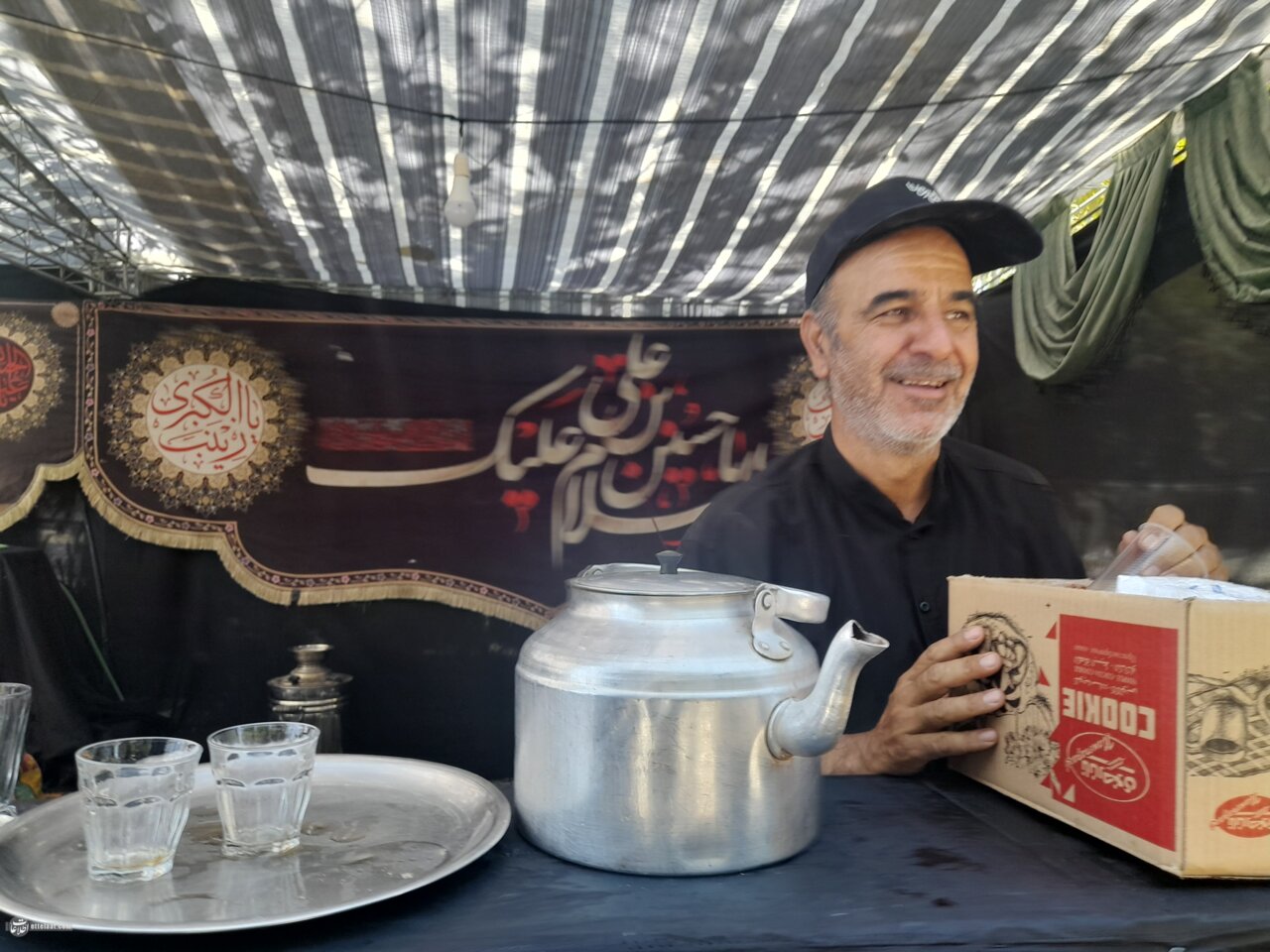 راهی پر از عشق و ایمان؛ زائران پیاده در مسیر حرم امام رضا(ع) +تصاویر