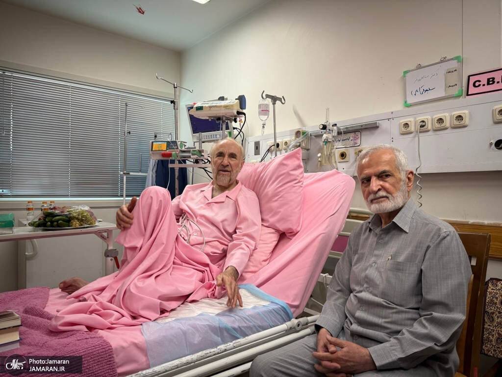 کمال خرازی به عیادت محمد خاتمی رفت