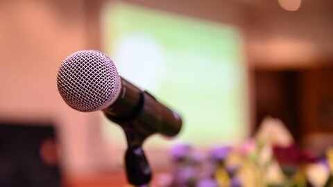 وعده‌های بی‌اساس ندهید!