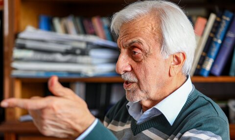 آقای قالیباف فقط حرف می‌زند اما به عمل که می‌رسد...