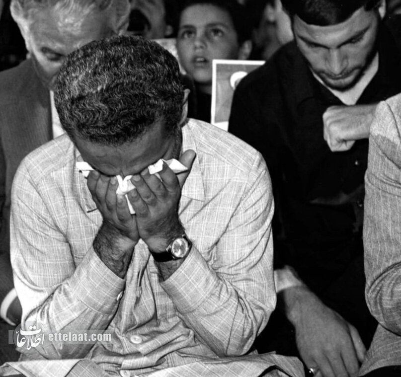 روایت متفاوت زندگی شهید رجایی؛ از دستفروشی تا نیروی هوایی +عکس‌های دیدنی