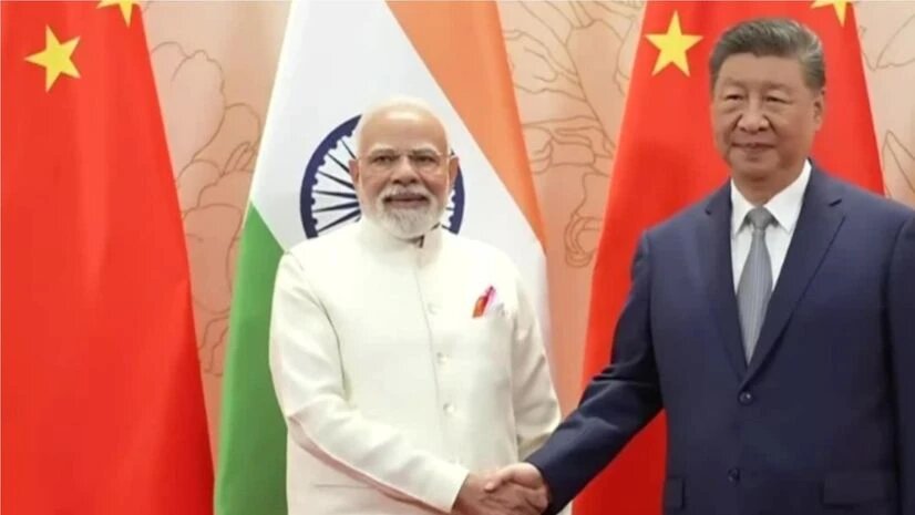 اژدها و فیل دست همکاری به هم دادند