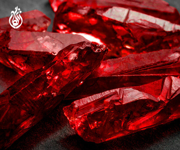 خواص سنگ ماه تولد مرداد