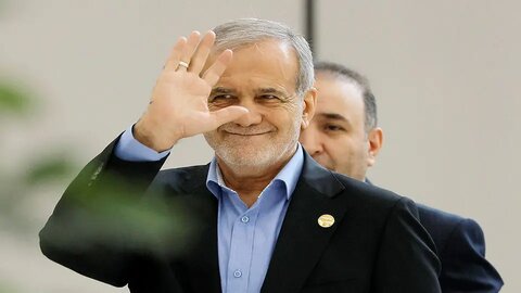 از دولت پزشکیان انتظار معقول داشته باشید