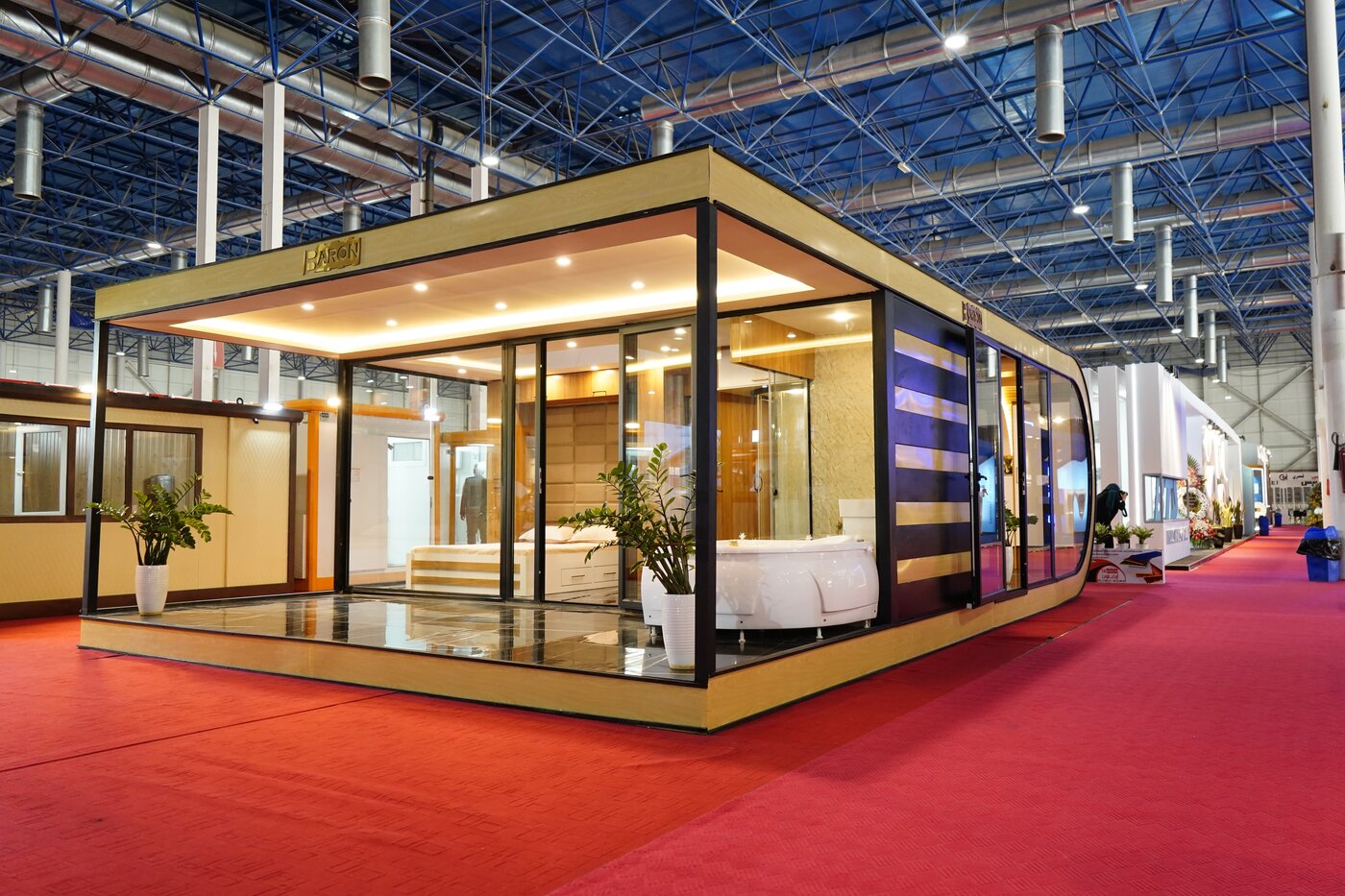 آریا بارون؛ از تولید ساندویچ پانل تا ساخت سوله و کانکس‌های صنعتی