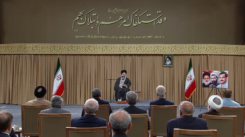 حمایت رهبری از دولت/ قدردانی ویژه رهبر انقلاب از سفر چین پزشکیان +ویدیو