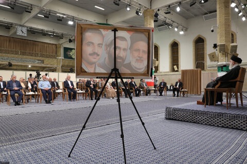 گزارشی متفاوت از دیدار اعضای دولت با رهبری/ سوال اصلی مردم از وزرا چیست؟ +ویدیو