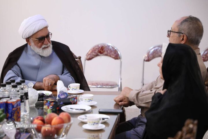دیدار تولیت آستان قدس رضوی با خانواده شهدای جنگ 12 روزه
