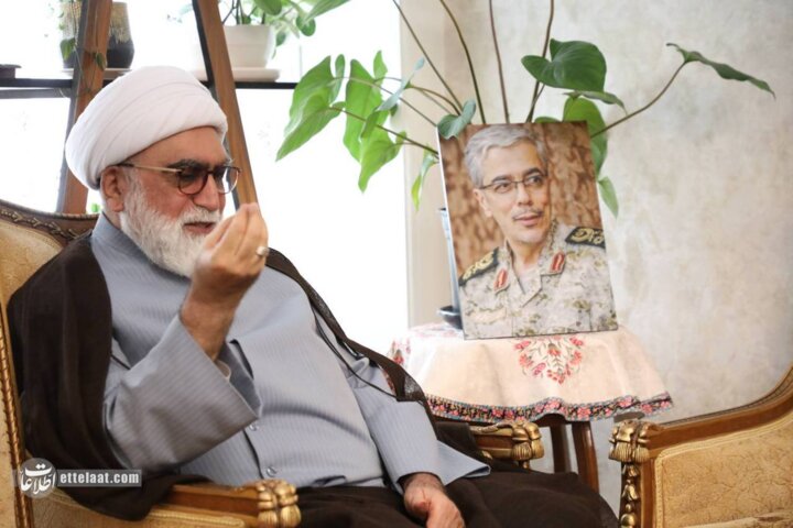 دیدار تولیت آستان قدس رضوی با خانواده شهدای جنگ 12 روزه