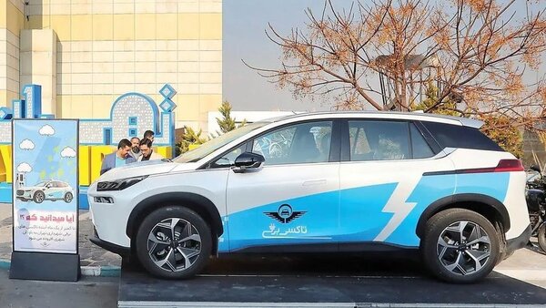 ۴۰۰۰ تاکسی شاسی‌بلند برقی به خیابان‌های پایتخت می‌آیند