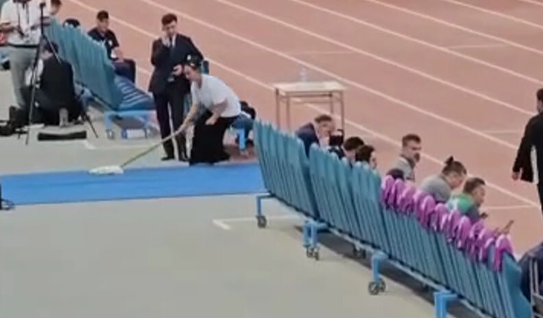 ویدیو| رونمایی از عجیب‌ترین نیمکت‌های دنیا در دیدار ازبکستان و ایران