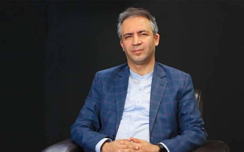 وحید شقاقی، اقتصاددان