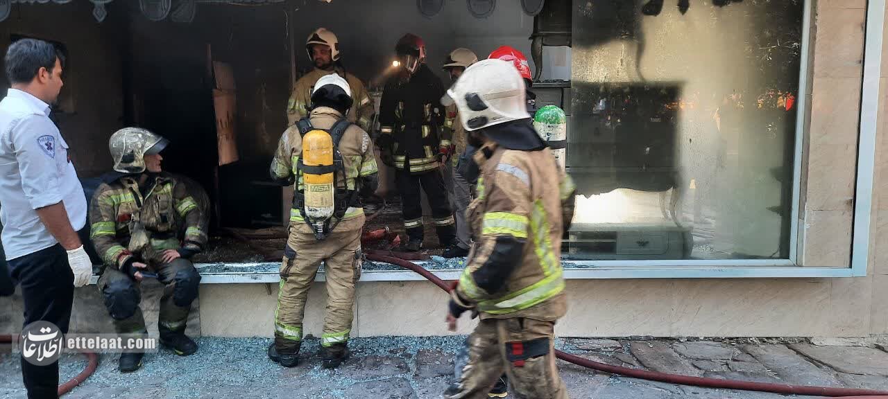 عکس آتشنشان جوانی که امروز در حین عملیات شهید شد