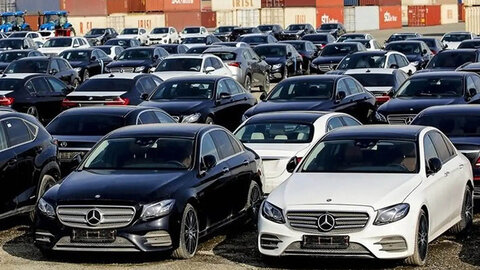 زلزله در بازار خودرو؛ بعضی از مدل‌ها تا یک میلیارد تومان افزایش قیمت داشتند