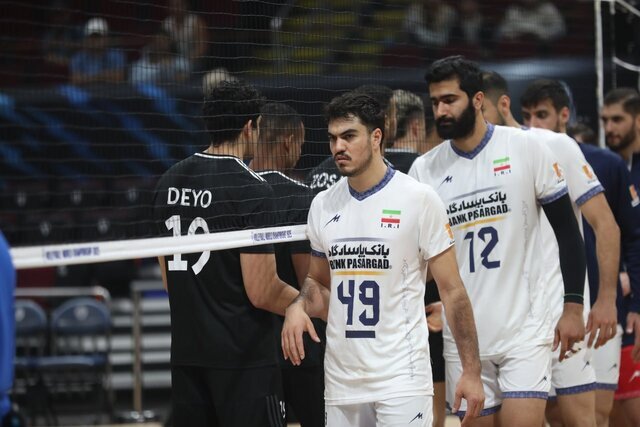 کاپیتان تیم ملی ایران از مردم عذرخواهی کرد