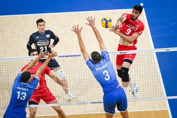 آسمان‌خراش‌های والیبال ایران طوفان خود را آغاز کردند