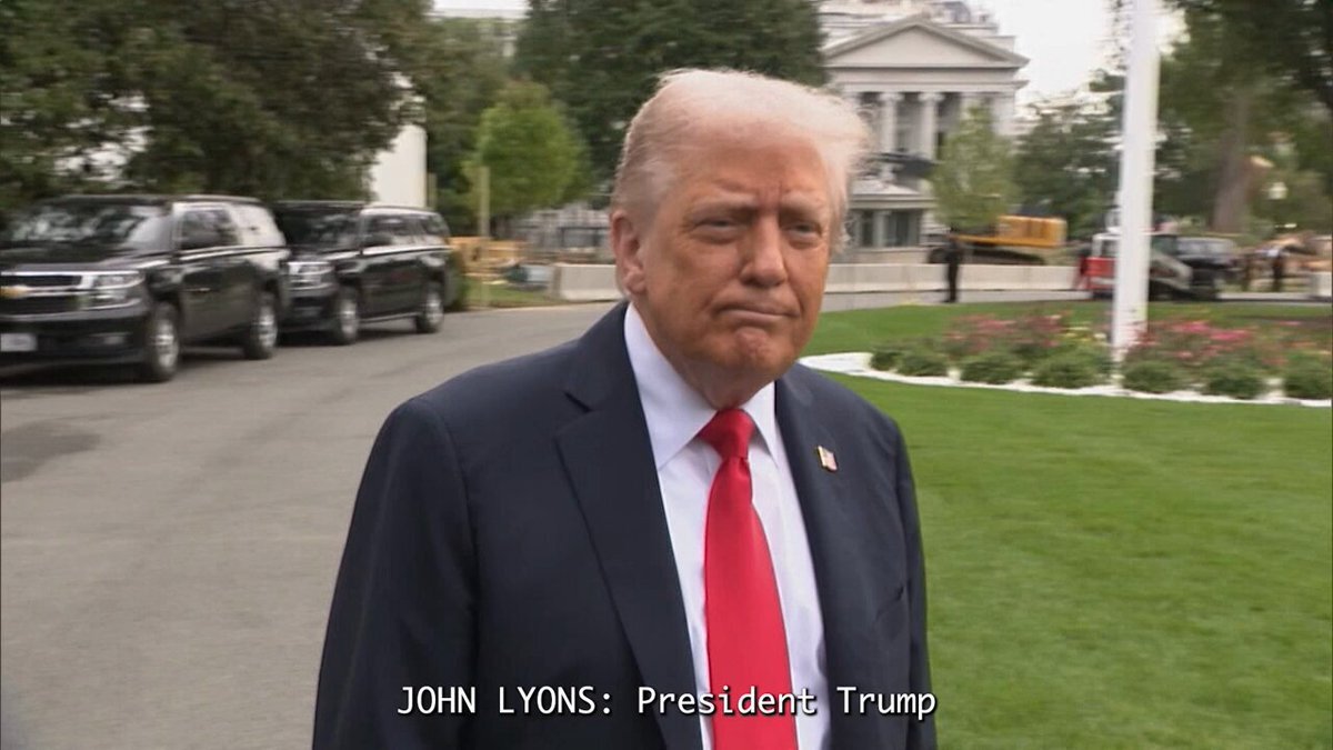 توهین ترامپ به نماینده مسلمان کنگره: او افتضاح است! +ویدیو