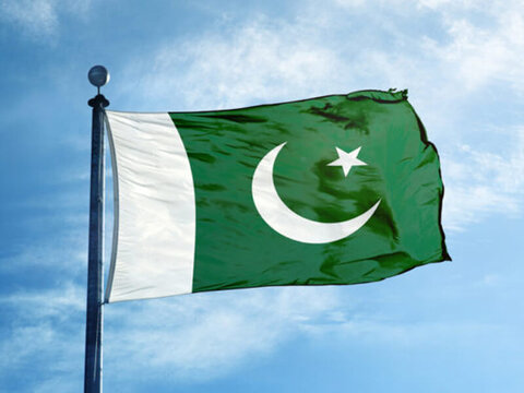 سرود ملی این کشور دارای واژه‌های فارسی است