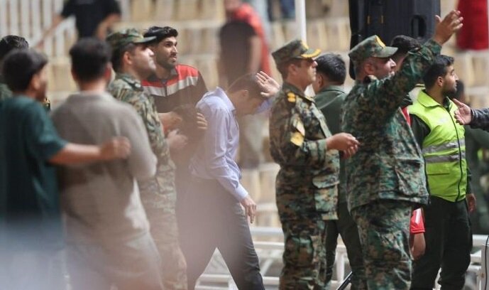 هاشمیان به جای درویش، بطری خورد