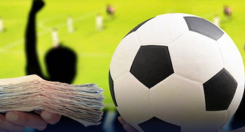 پسر صاحب گالری موبایل در پرسپولیس چه می‌کند؟