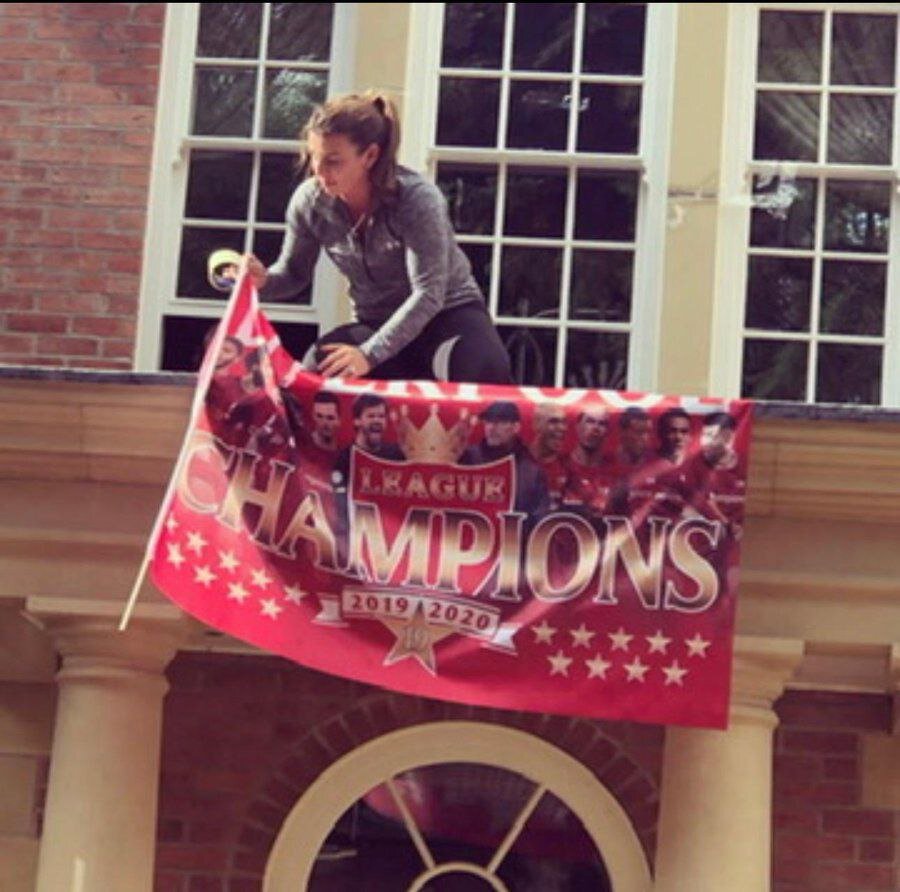 فوتبالیست سرشناس همسر خود را حبس کرد! +عکس