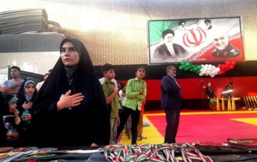 بزرگترین سالن ورزشی چند منظوره روستایی در شرق کشور افتتاح شد +عکس و ویدیو