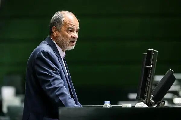 میگویند الان وقتِ کوتاه آمدن ایران است/ میخواهند اینجا لیبی و سوریه شود