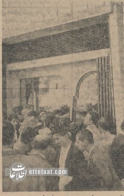 وقتی مردم برای کتاب درسی جلوی کتابفروشیها شب میخوابیدند! +تصاویر