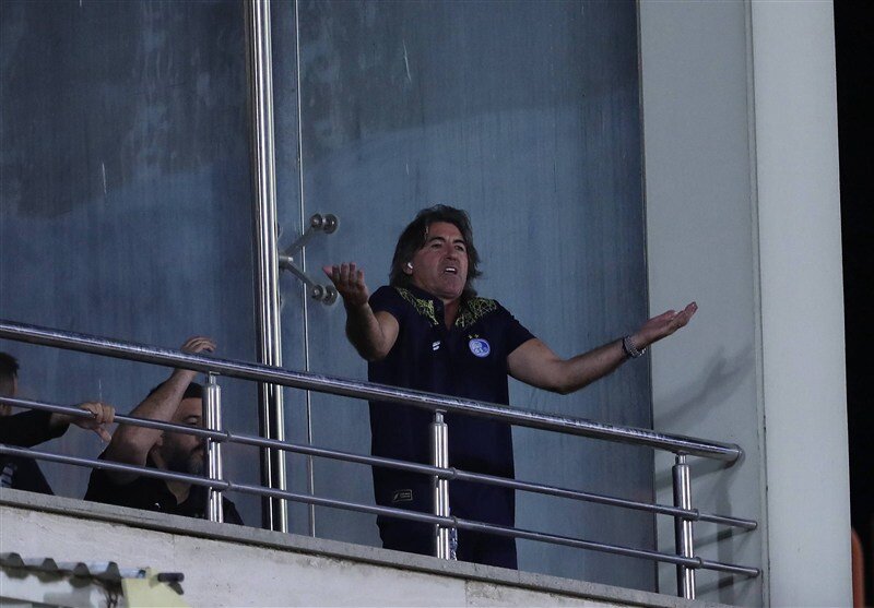 آبیها حسابی ساپینتو را عصبانی کردند +عکس