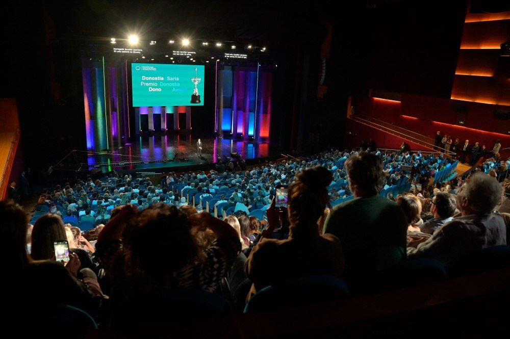 با این همه جشنواره چه کنیم؟