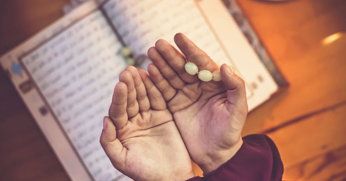 آیا نماز حرز واجب است؟