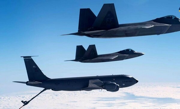 پشت پرده پروازهای مرموز آمریکا در خاورمیانه چیست؟