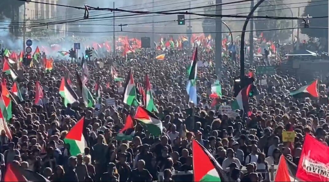 بزرگترین تظاهرات تاریخ اسپانیا و ایتالیا را ببینید! +ویدیو