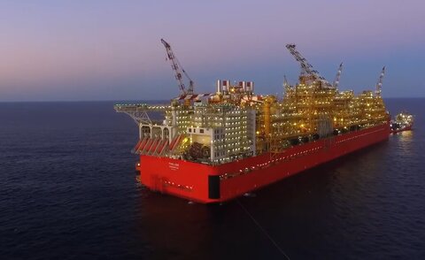 ویدیو| بزرگترین جسم شناور روی آب را ببینید