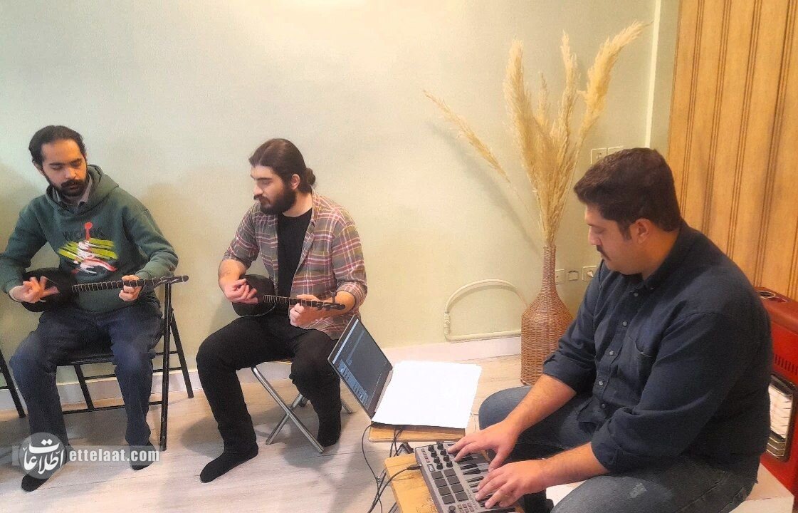 اجرای پژوهشی «تنبورنوازان خراسان» در مشهد + ویدیو