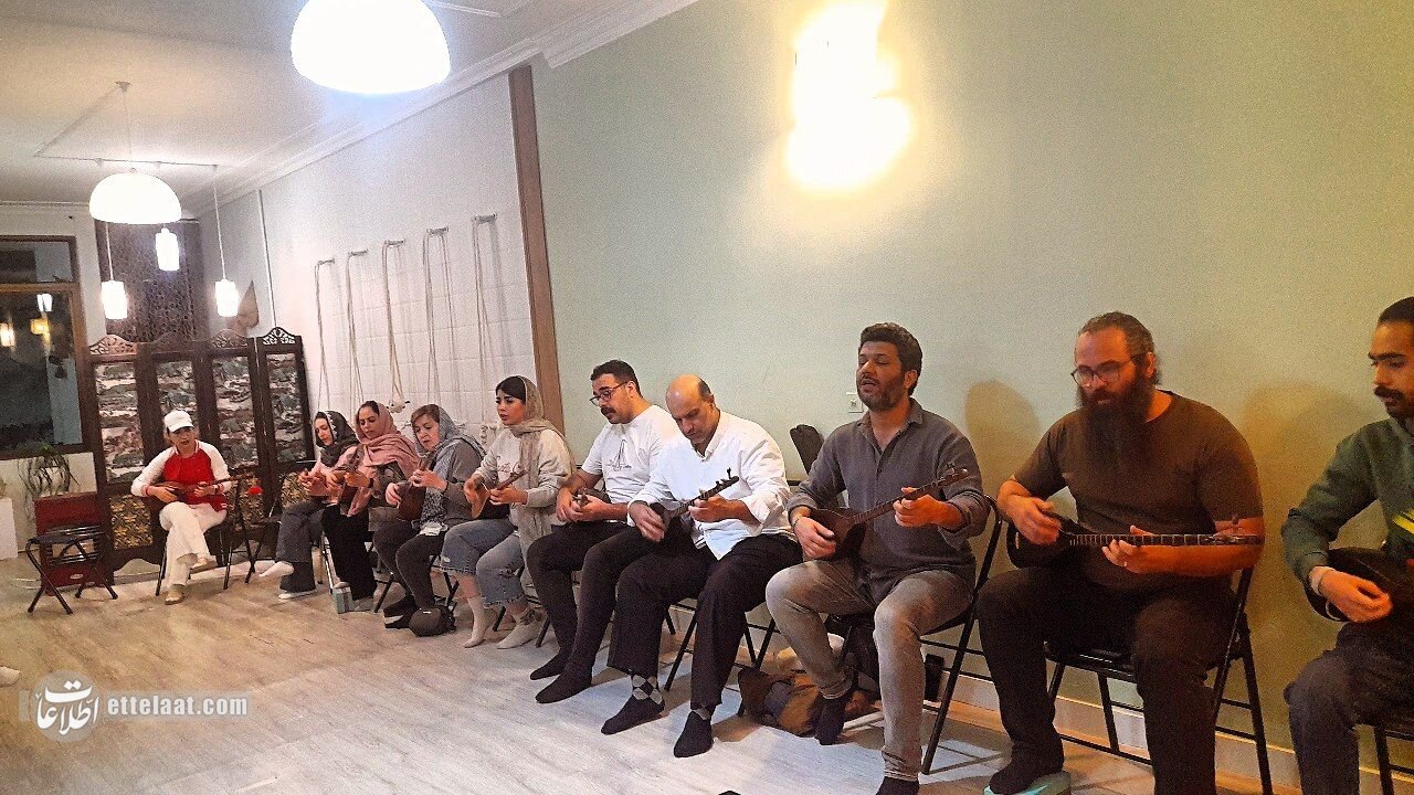 اجرای پژوهشی «تنبورنوازان خراسان» در مشهد + ویدیو