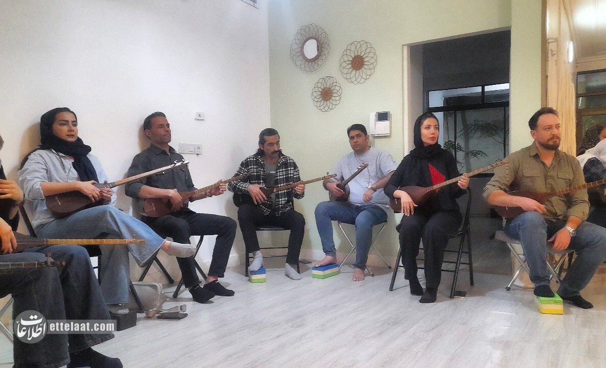 اجرای پژوهشی «تنبورنوازان خراسان» در مشهد + ویدیو