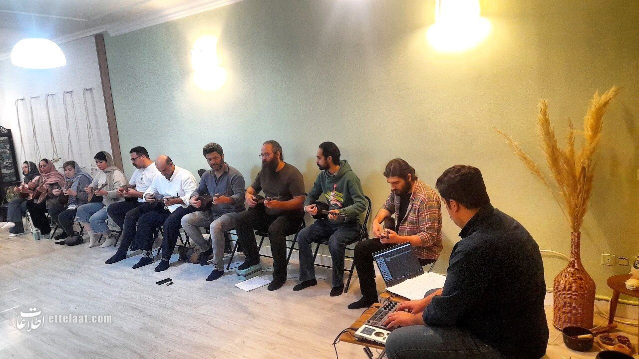 اجرای پژوهشی «تنبورنوازان خراسان» در مشهد + ویدیو