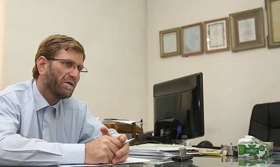 به جای نفت باید «چاه نفت» بفروشیم تا مشکل تحریم حل شود