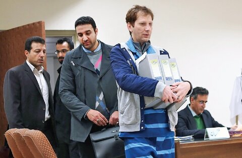 انحلال بانک آینده بابک زنجانی را نقره‌داغ می‌کند؟