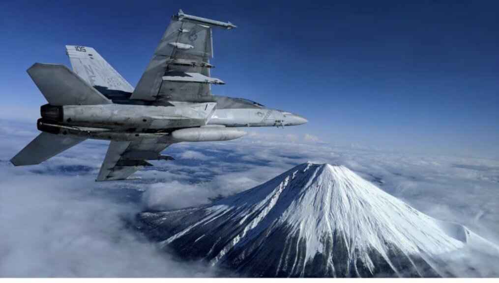 ساخت جایگزین جنگنده اف ۱۸ کلید خورد